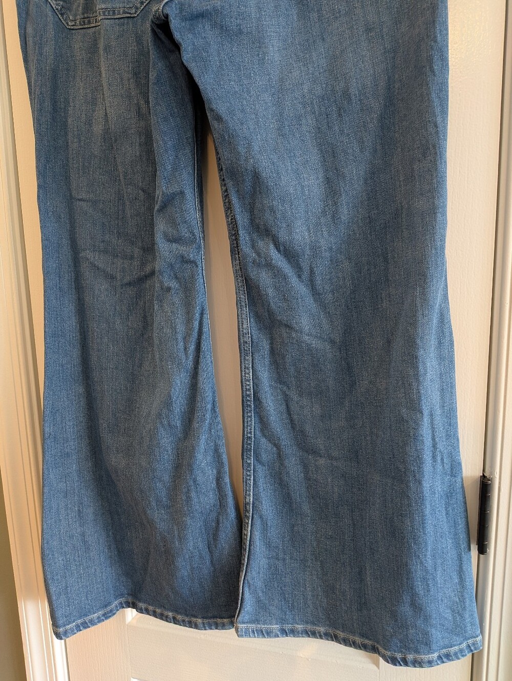 Anthropologie Pilcro Tower Flare Mid-Rise Jeans Denim Blue Wide Leg Size 34 - Picture 10 of 13